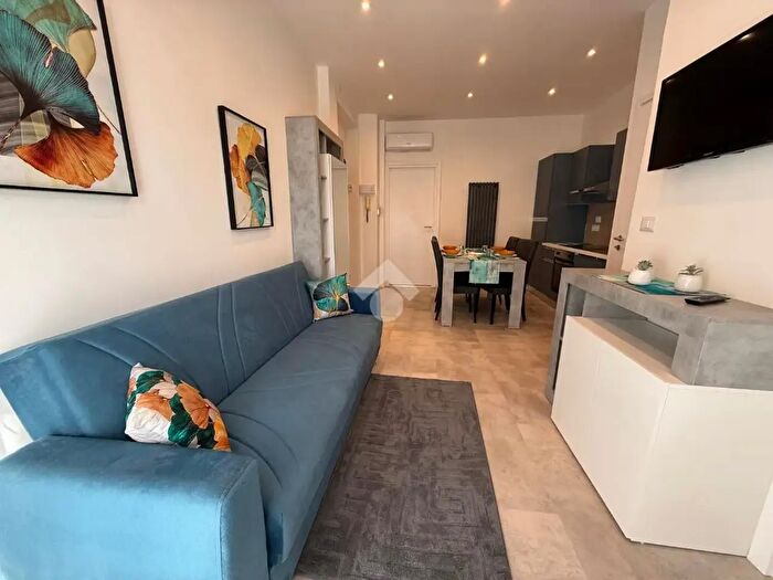 Appartamento bilocale in vendita in Via Revello, Torino