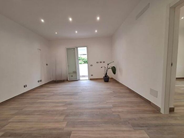 Appartamento trilocale in vendita in Via Bardonezza, Piacenza