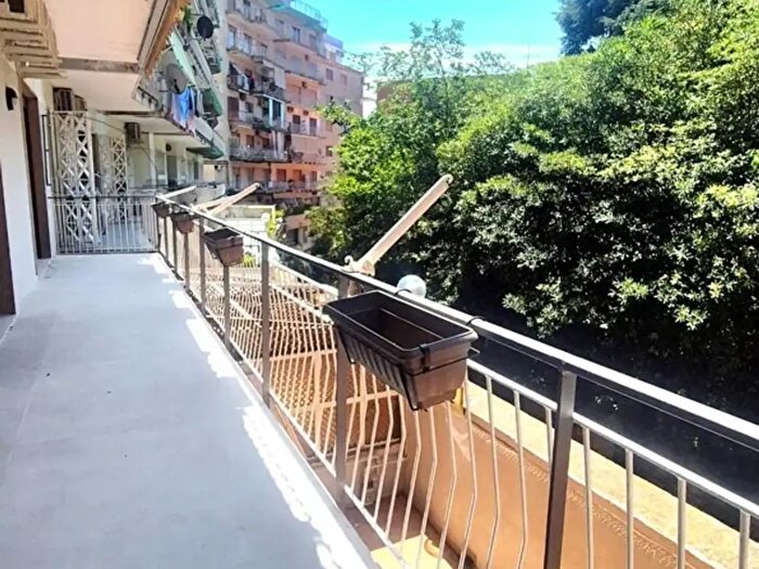 Appartamento trilocale in affitto in Via Bernardo Cavallino, Napoli
