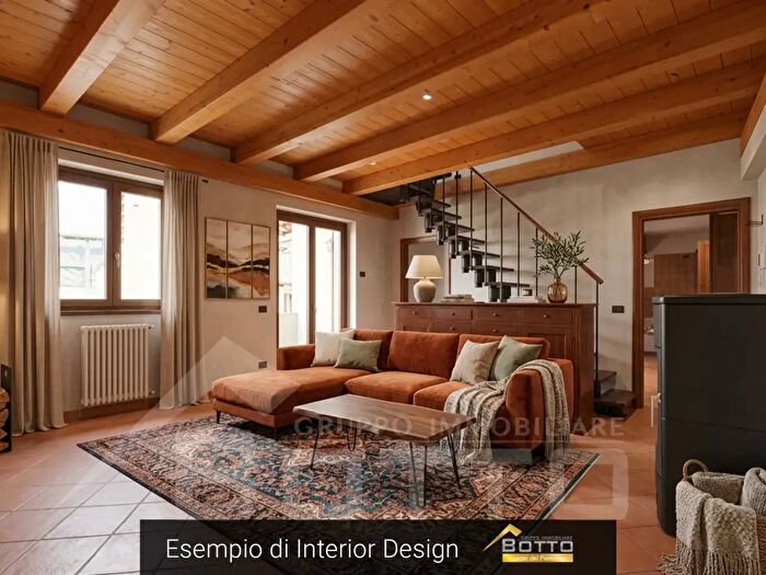 Casa trilocale in vendita in Via Garibaldi a, Cavaglio DAgogna