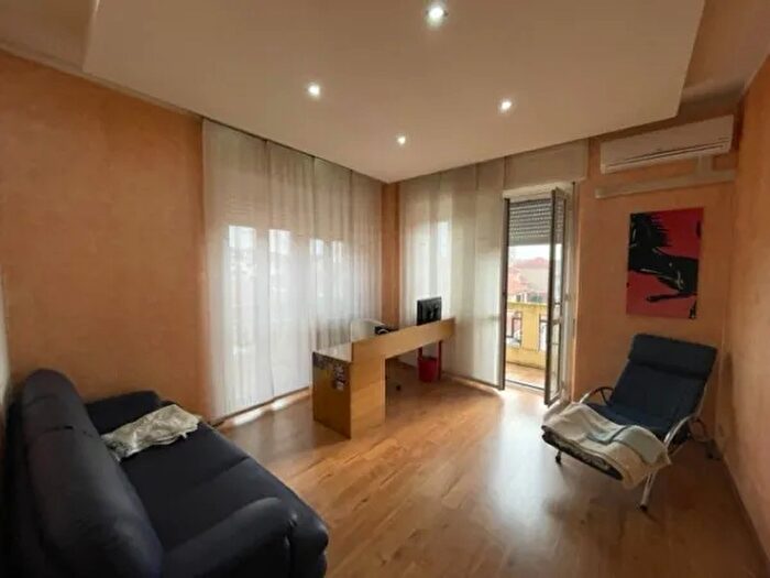 Appartamento trilocale in vendita in Alessandria