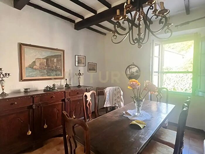 Appartamento con 6 locali in vendita in Via Roma, Semproniano