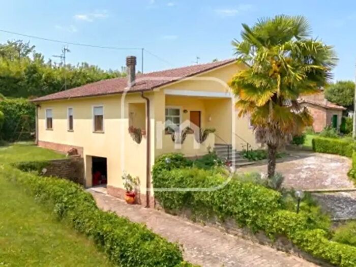 Casa quadrilocale in vendita in Colle Cassette, Valmontone
