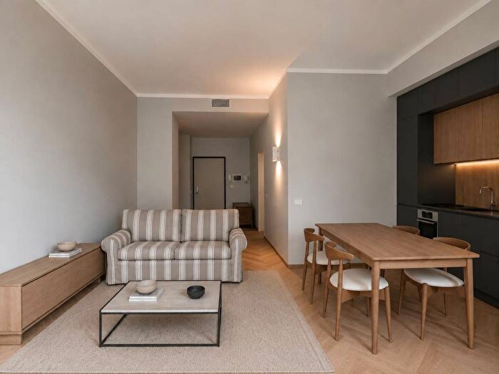 Appartamento bilocale in affitto in Palestro, Milano