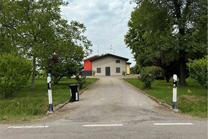 Casa in vendita in Reggio Emilia