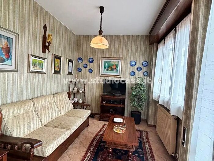 Appartamento trilocale in vendita in Via Erolo, Serina