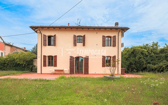 Appartamento con 5 locali in vendita in Via Castiglia, San Lazzaro Di Savena