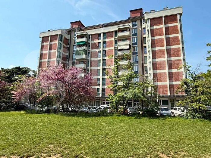 Appartamento quadrilocale in vendita in Via dellArcobaleno, Bologna