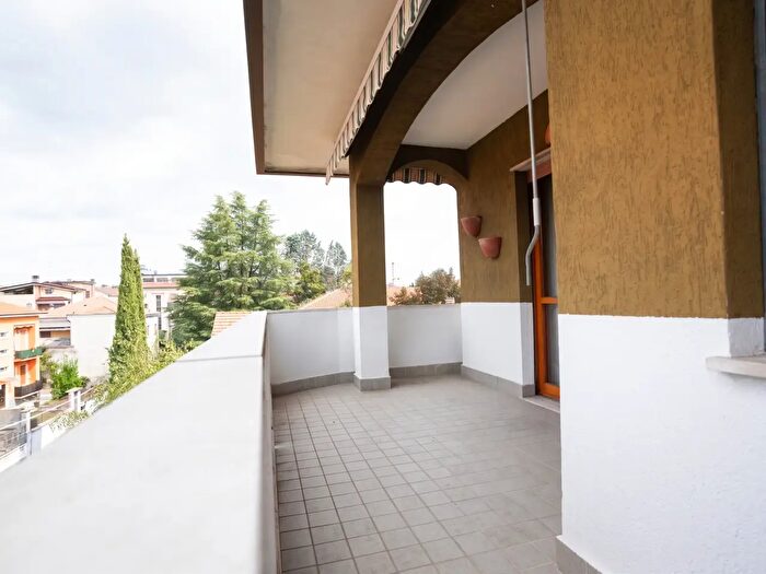 Appartamento quadrilocale in vendita in Via Tazzoli, San Vittore Olona