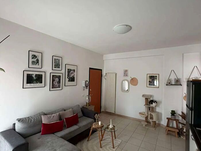 Appartamento trilocale in affitto in Castelnuovo Magra