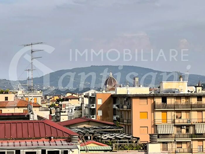 Appartamento quadrilocale in vendita in Via Maragliano, Firenze