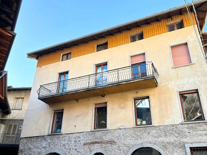 Appartamento quadrilocale in vendita in Via Guglielmo Marconi, Ceto