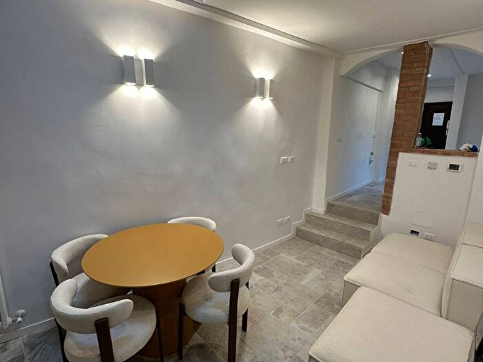 Appartamento trilocale in affitto in Centro Storico, Bologna