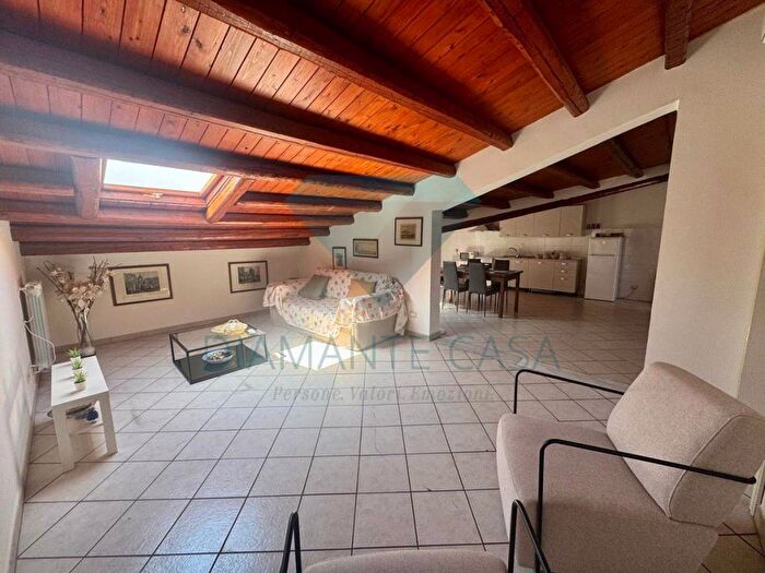 Casa con 5 locali in affitto in Viale della Libertà, Libertà Stazione, Catania