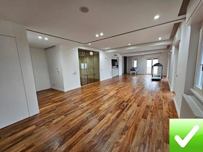 Appartamento quadrilocale in affitto in Reggio Calabria