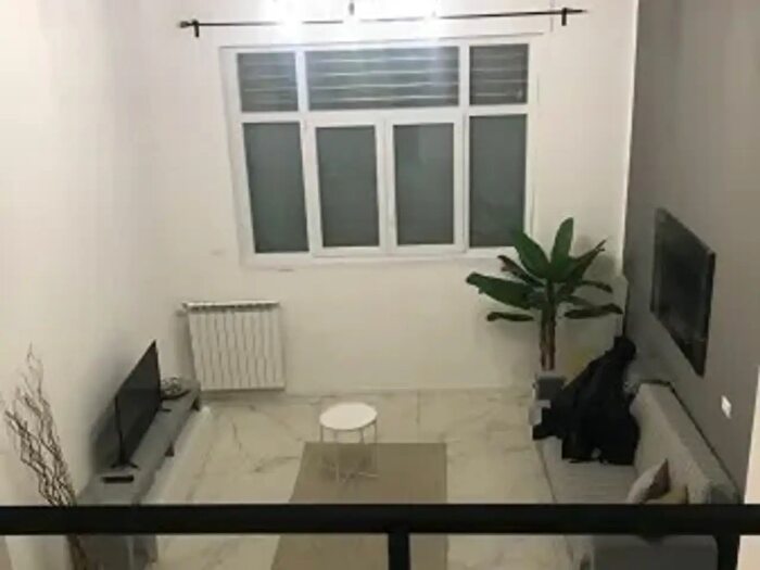 Appartamento trilocale in affitto in Via Stradella, Torino