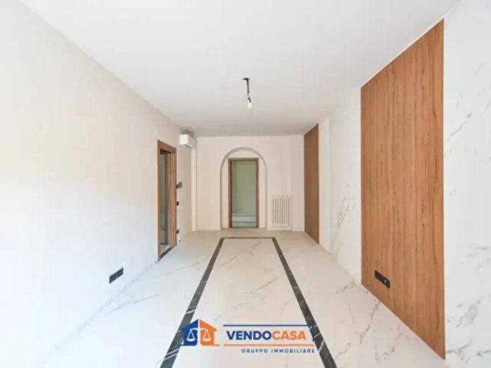 Appartamento trilocale in vendita in Strada Rebaude, Moncalieri