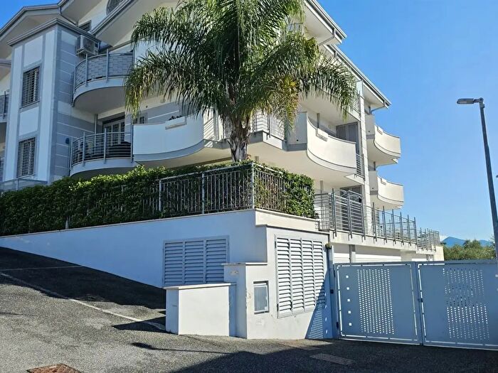 Appartamento trilocale in vendita in Via Appennini, Fonte Nuova