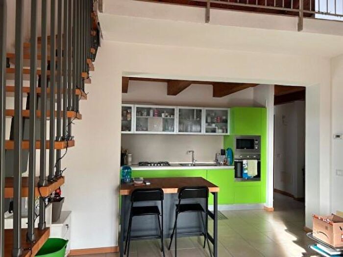 Appartamento trilocale in vendita in Piazza Don Lorenzo Milani, Faenza