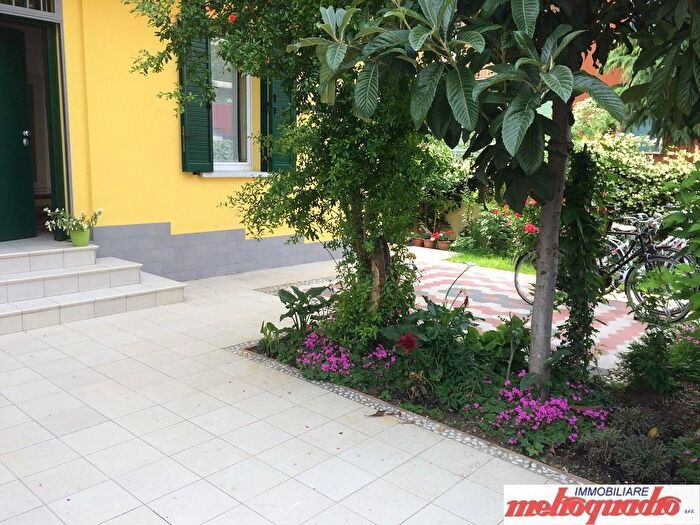 Appartamento con 5 locali in vendita in Via Bellaria, Bologna