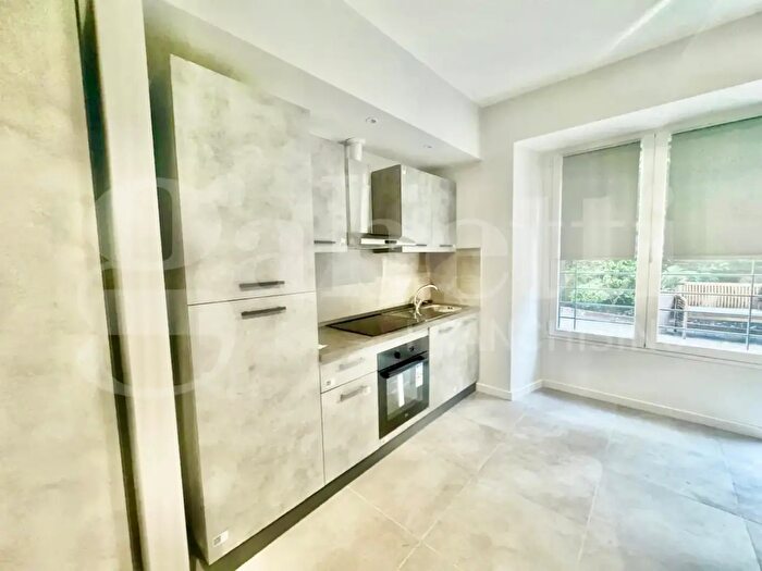 Appartamento monolocale in affitto in Viale Liegi, Roma