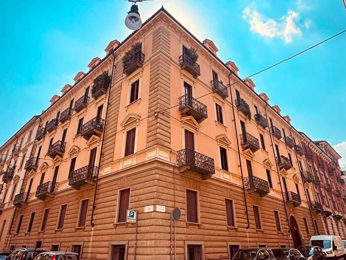 Appartamento monolocale in affitto in Via Valeggio, Crocetta, Torino
