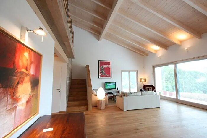 Casa in vendita in Via Meucci, Vigonza