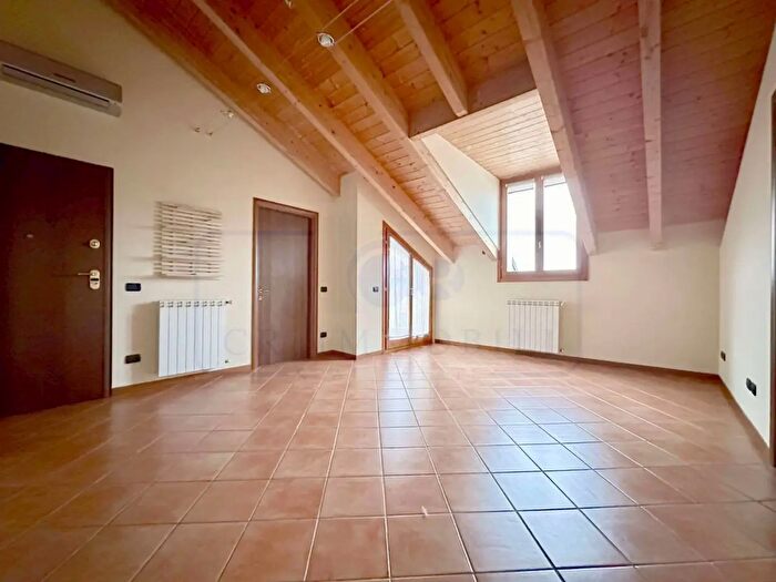 Casa bilocale in affitto in Piazza Generale dalla Chiesa, Bollate