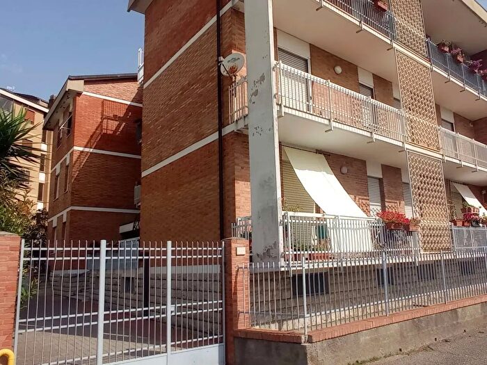 Appartamento quadrilocale in vendita in Via F Petrarca, Perugia