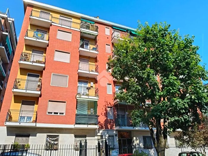 Appartamento bilocale in vendita in Via Val d'Ossola, Milano
