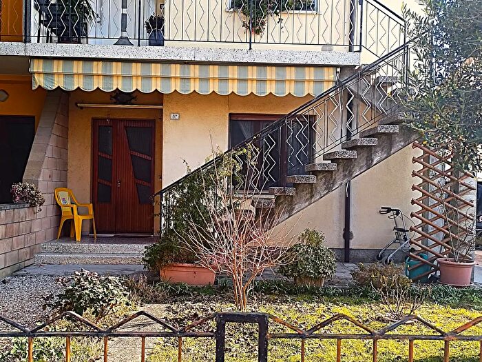 Appartamento trilocale in vendita in Via della Laguna, Palazzolo Dello Stella