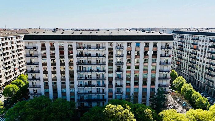 Appartamento quadrilocale in vendita in Corso Peschiera Torino, Torino