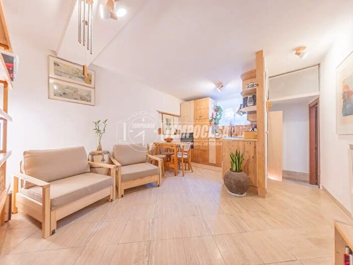 Appartamento bilocale in vendita in Via Cibele, Roma