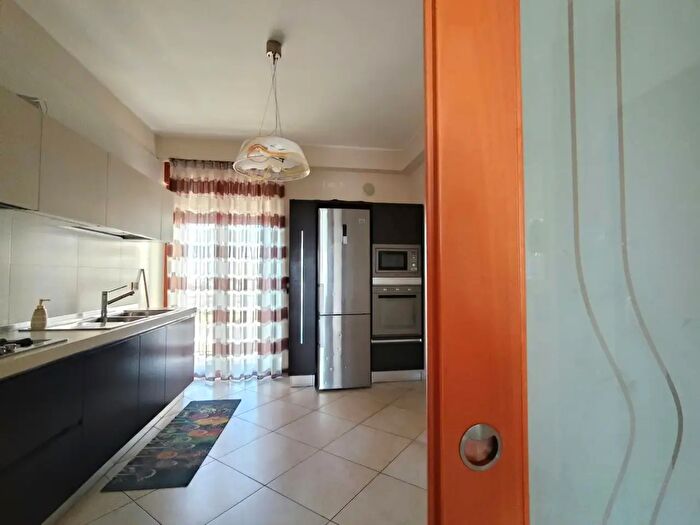 Appartamento con 5 locali in vendita in Via Sicilia, San Severo