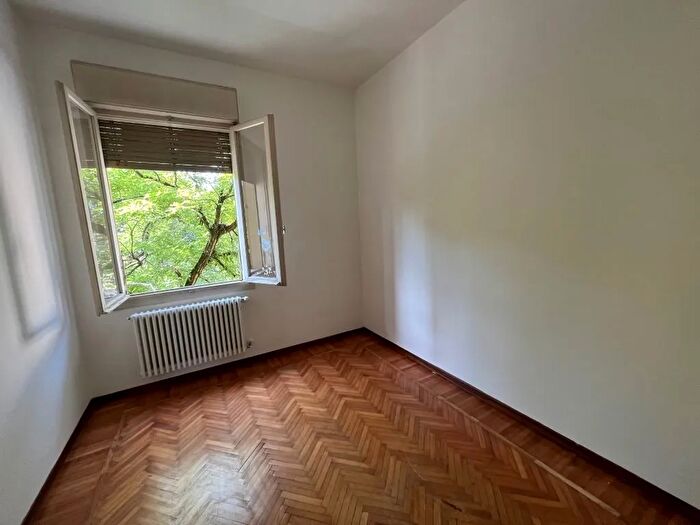 Appartamento con 5 locali in vendita in Via Sassi, Modena