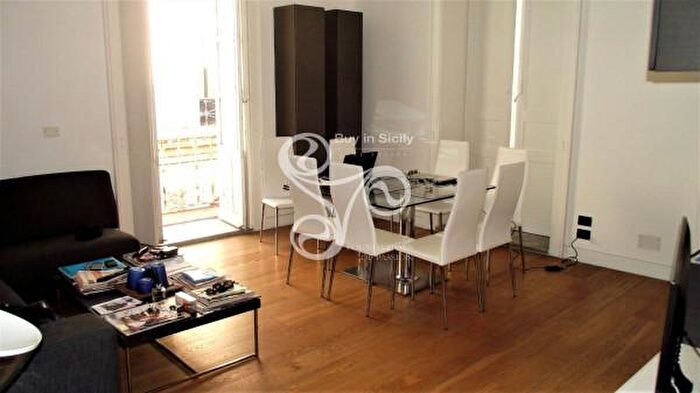 Appartamento bilocale in vendita in Via Roma, Siracusa