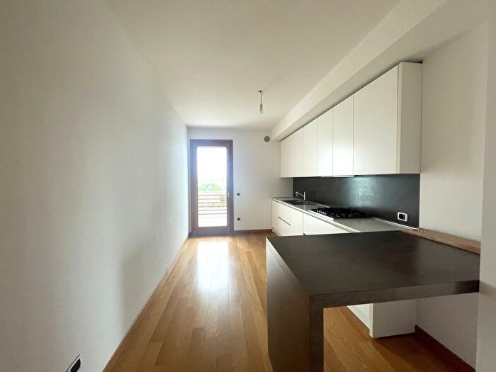 Appartamento trilocale in vendita in Via Leonida Bissolati, Venezia