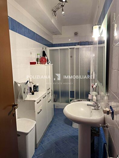 Appartamento quadrilocale in vendita in Via Mario Mencattelli, Montepulciano