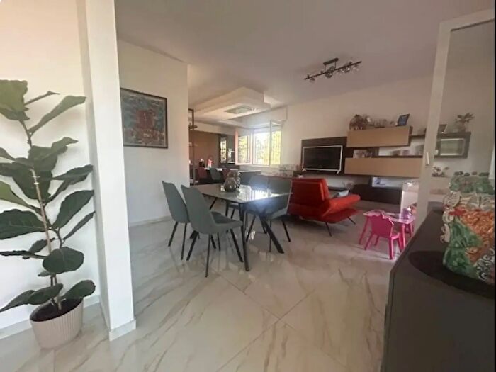 Casa quadrilocale in vendita in Castiglione D'Adda