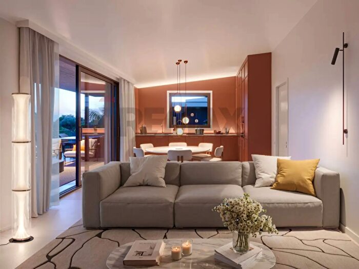 Appartamento quadrilocale in vendita in Cristoforo Colombo Snc, Sirmione