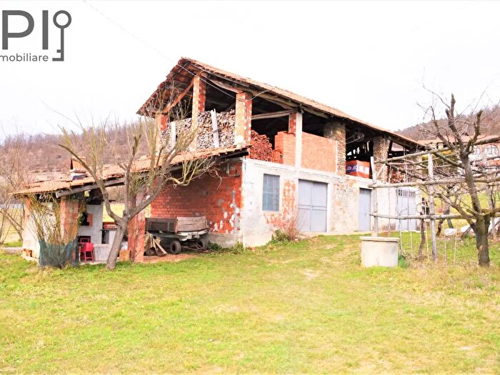 Casa quadrilocale in vendita in Spigno Monferrato