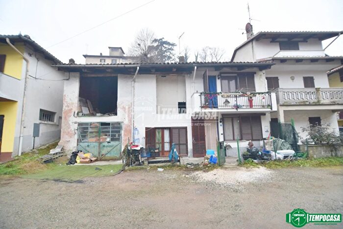 Casa trilocale in vendita in Vicolo Scuole, Rivarossa