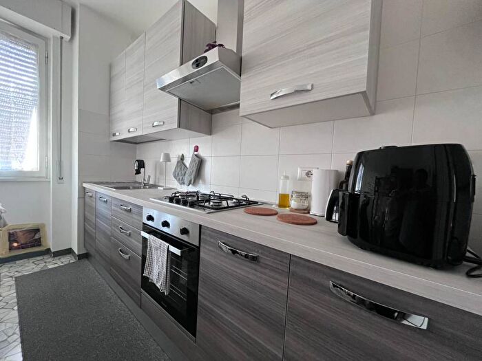 Appartamento monolocale in affitto in Via Maniago, Quartiere Feltre, Milano