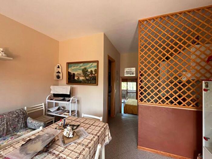 Casa bilocale in vendita in Contrada Torre del Lauro, Caronia