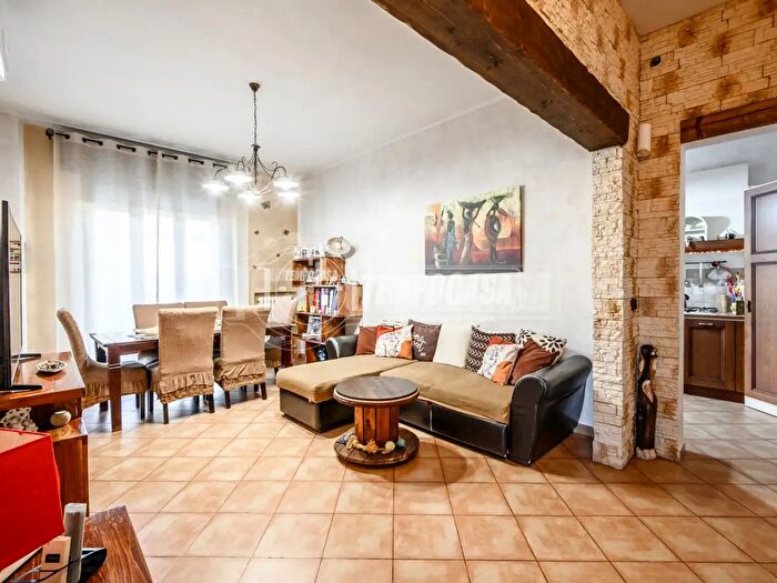 Appartamento quadrilocale in vendita in Via Giuseppe Garibaldi, Castenaso
