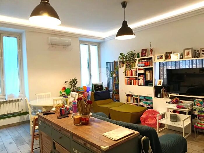 Appartamento trilocale in vendita in Via Emanuele Filiberto, Roma