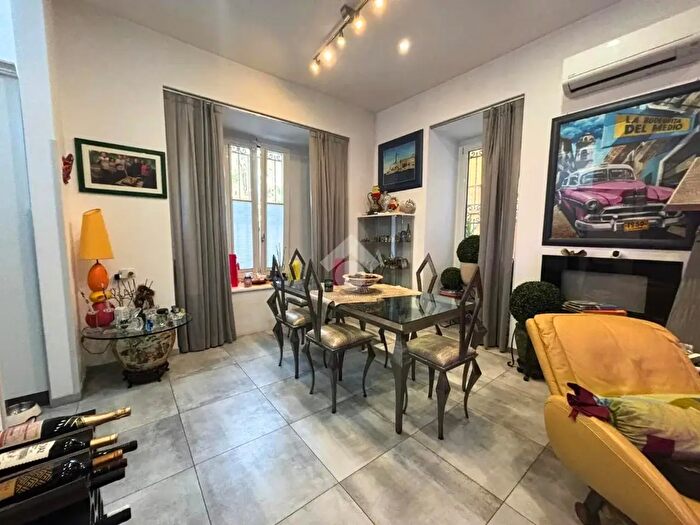 Appartamento bilocale in vendita in Piazza Ippolito Nievo, Roma