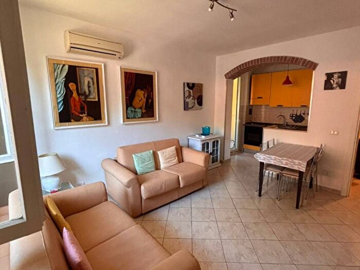 Appartamento quadrilocale in affitto in Via del Ciclamino, Marina di Grosseto, Grosseto
