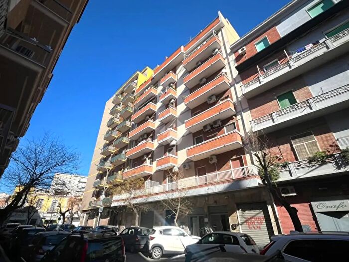 Appartamento trilocale in vendita in Via Mario Pagano, Foggia