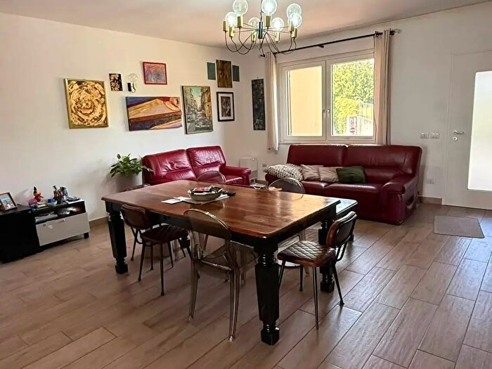 Appartamento con 6 locali in vendita in Via Rimembranze, Amelia